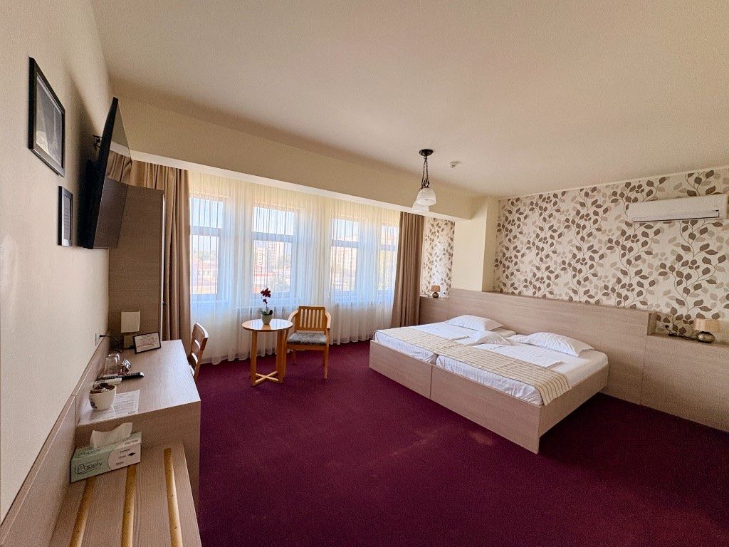 Cameră dublă standard RIX Rooms — pat matrimonial
